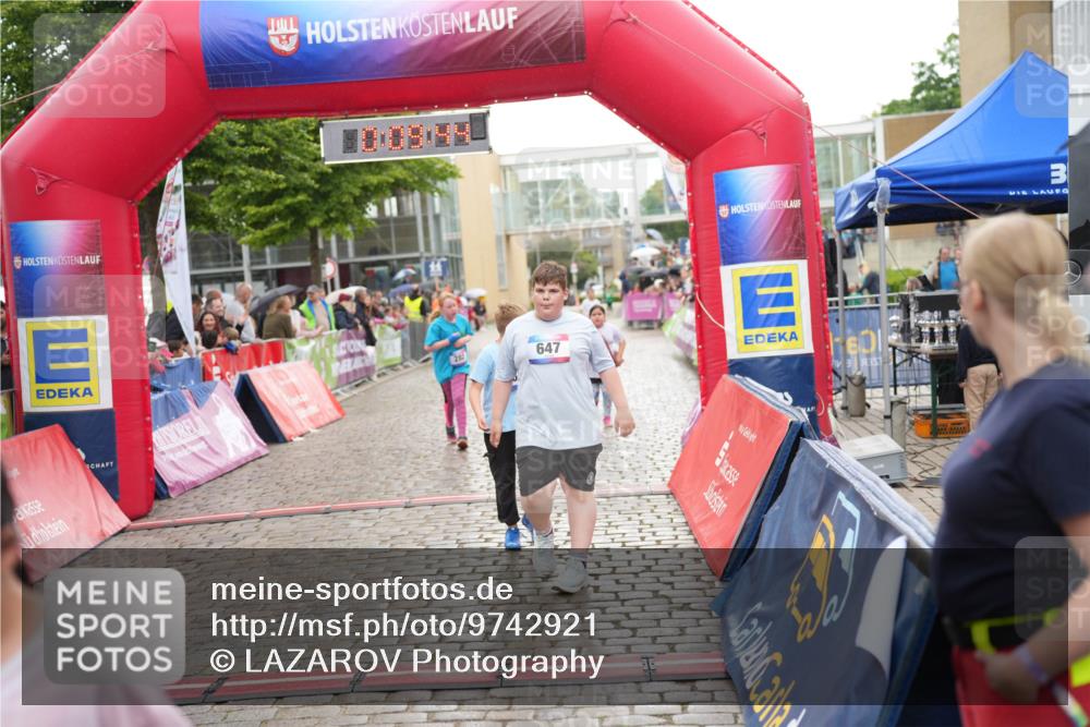 12.06.2026 - Holstenköstenlauf LAZAROV Photography http://msf.ph/oto/9742921 12.06.2026 16:39:46 Laufen 282, 3, 647, 282, 633, 647, 1178 meine-sportfotos.de