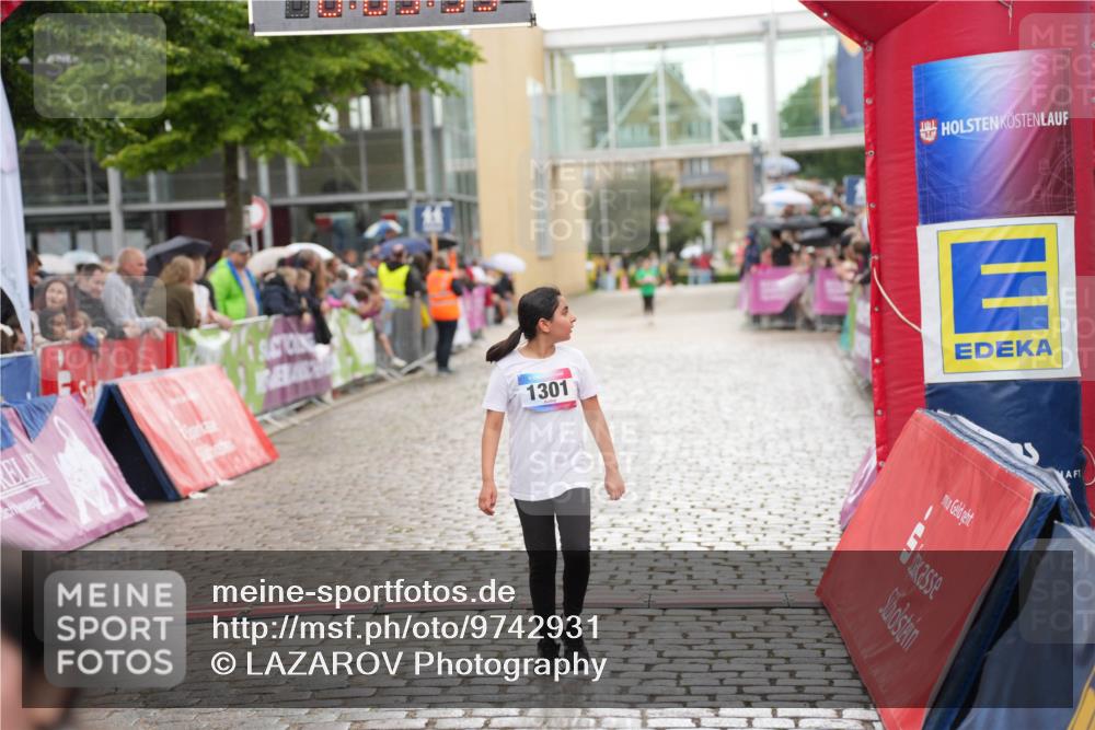 12.06.2026 - Holstenköstenlauf LAZAROV Photography http://msf.ph/oto/9742931 12.06.2026 16:39:55 Laufen 1301 meine-sportfotos.de