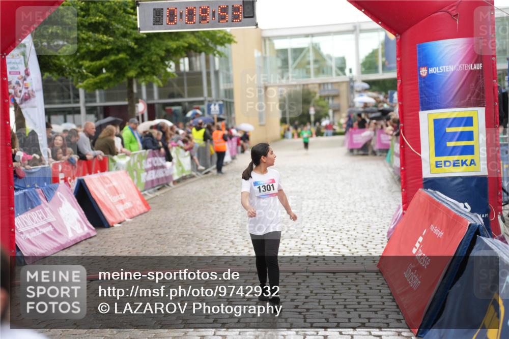 12.06.2026 - Holstenköstenlauf LAZAROV Photography http://msf.ph/oto/9742932 12.06.2026 16:39:55 Laufen 1301 meine-sportfotos.de