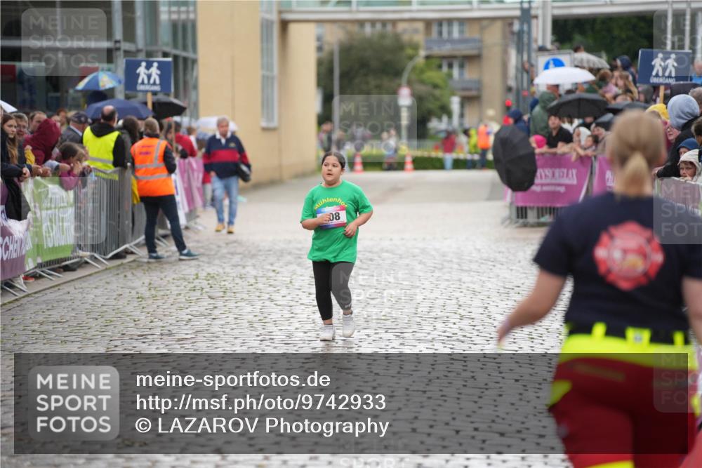 12.06.2026 - Holstenköstenlauf LAZAROV Photography http://msf.ph/oto/9742933 12.06.2026 16:40:09 Laufen 08, 708 meine-sportfotos.de