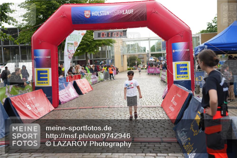 12.06.2026 - Holstenköstenlauf LAZAROV Photography http://msf.ph/oto/9742946 12.06.2026 16:41:06 Laufen 970, 160, 13, 970 meine-sportfotos.de