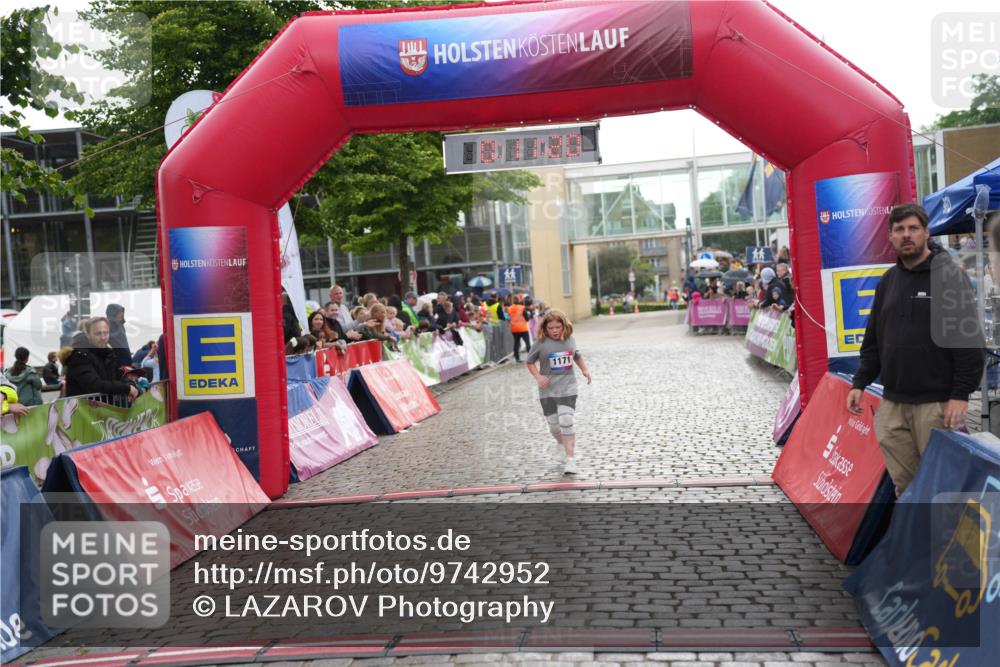 12.06.2026 - Holstenköstenlauf LAZAROV Photography http://msf.ph/oto/9742952 12.06.2026 16:41:22 Laufen 1171, 1171 meine-sportfotos.de
