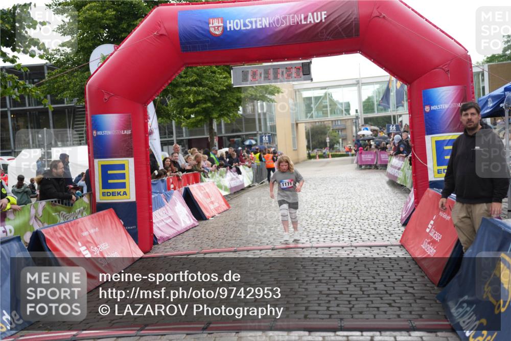 12.06.2026 - Holstenköstenlauf LAZAROV Photography http://msf.ph/oto/9742953 12.06.2026 16:41:22 Laufen 1171, 1171 meine-sportfotos.de