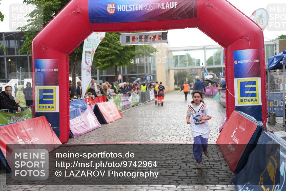 12.06.2026 - Holstenköstenlauf LAZAROV Photography http://msf.ph/oto/9742964 12.06.2026 16:41:58 Laufen 262, 60, 13, 262 meine-sportfotos.de
