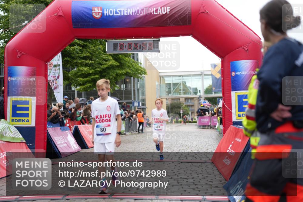 12.06.2026 - Holstenköstenlauf LAZAROV Photography http://msf.ph/oto/9742989 12.06.2026 16:49:58 Laufen 80, 83, 80, 83 meine-sportfotos.de