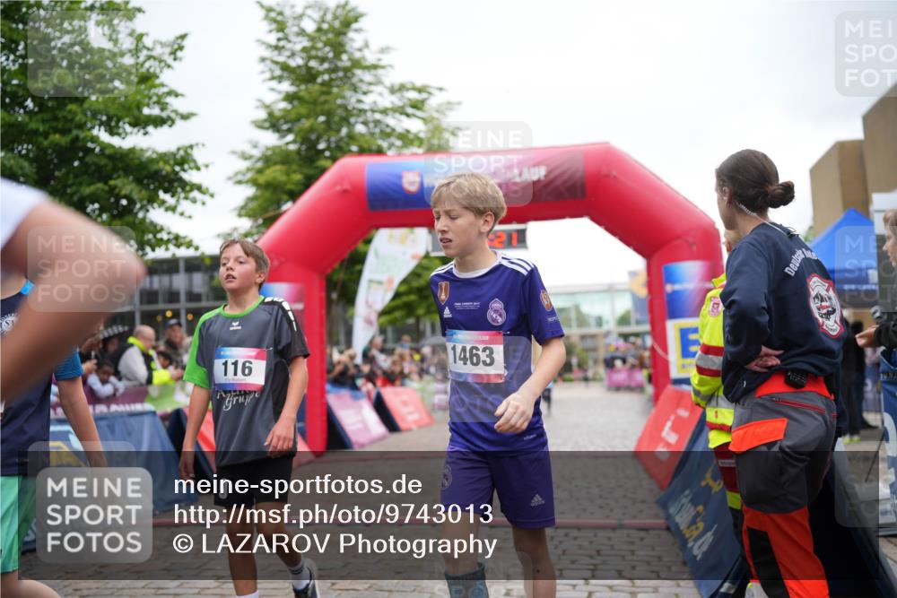 12.06.2026 - Holstenköstenlauf LAZAROV Photography http://msf.ph/oto/9743013 12.06.2026 16:50:19 Laufen 116, 9, 1463, 232, 662, 665, 1463, 1542 meine-sportfotos.de