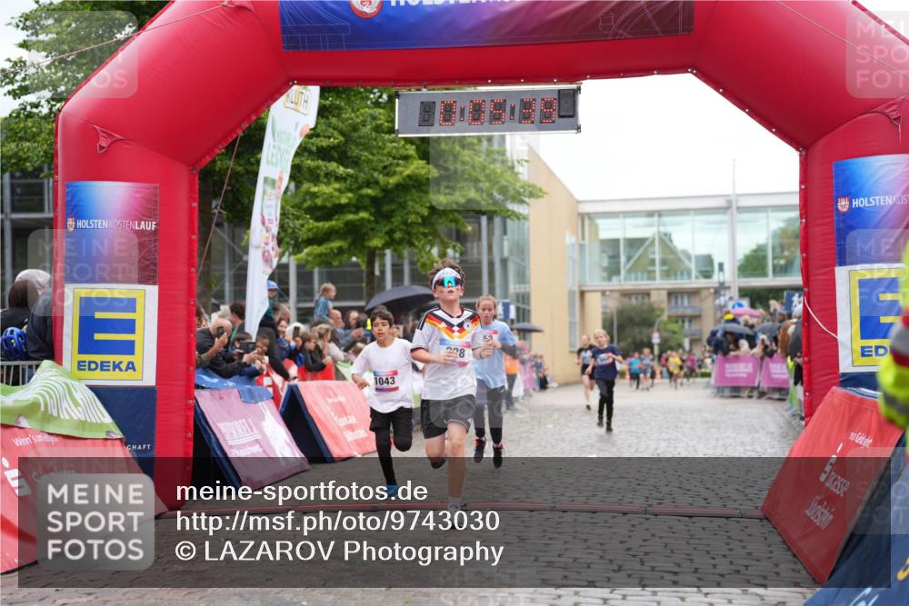 12.06.2026 - Holstenköstenlauf LAZAROV Photography http://msf.ph/oto/9743030 12.06.2026 16:50:37 Laufen 0, 1043, 228, 228, 658, 913, 994, 1043 meine-sportfotos.de