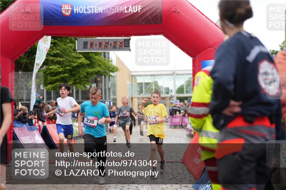 12.06.2026 - Holstenköstenlauf LAZAROV Photography http://msf.ph/oto/9743042 12.06.2026 16:50:47 Laufen 1069, 230, 901, 10, 19, 226, 230, 507, 508, 901, 905, 908, 913, 1064, 1069, 1073, 1148, 1149 meine-sportfotos.de