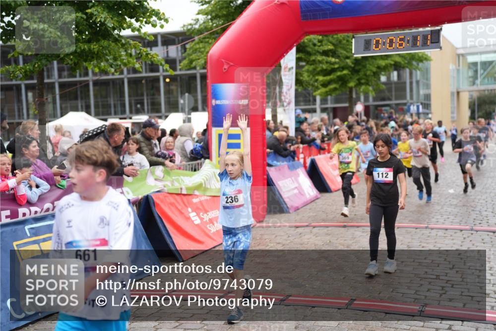 12.06.2026 - Holstenköstenlauf LAZAROV Photography http://msf.ph/oto/9743079 12.06.2026 16:51:10 Laufen 661, 236, 369, 0, 06, 1, 112, 68, 227, 236, 246, 369, 512, 659, 759, 909, 1044, 1058, 1059, 1065, 1153, 1445 meine-sportfotos.de