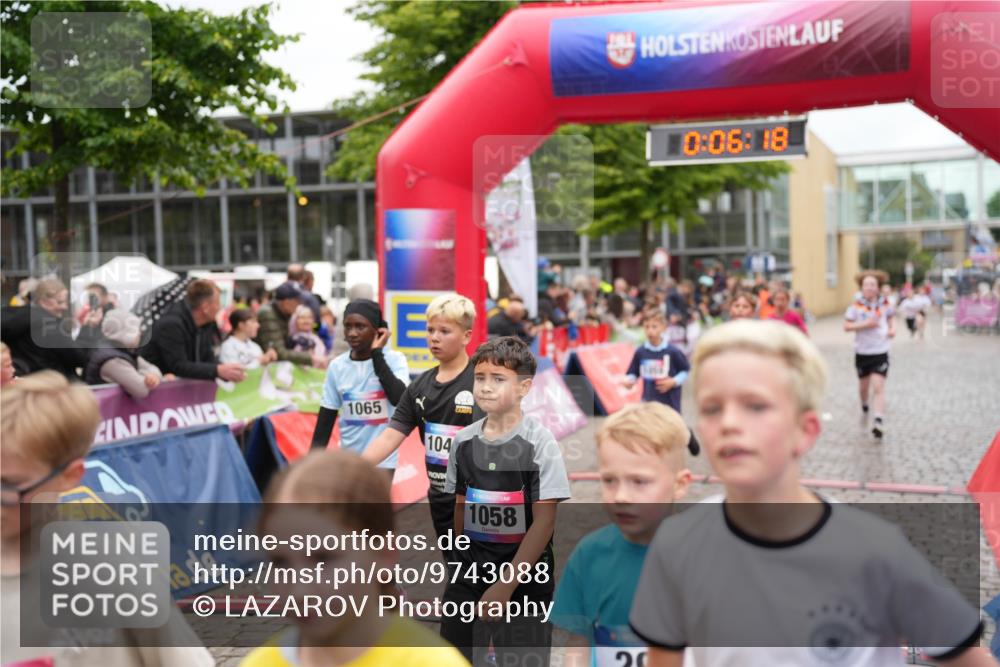12.06.2026 - Holstenköstenlauf LAZAROV Photography http://msf.ph/oto/9743088 12.06.2026 16:51:17 Laufen 1065, 104, 1058, 20, 0, 06, 18, 227, 666, 909, 988, 1042, 1045, 1059, 1065, 1070, 1153, 1272, 1273, 1455 meine-sportfotos.de