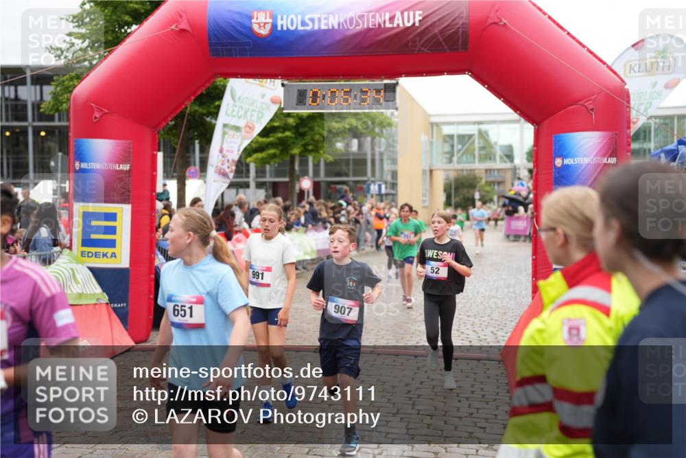12.06.2026 - Holstenköstenlauf LAZAROV Photography http://msf.ph/oto/9743111 12.06.2026 16:51:33 Laufen 651, 991, 907, 52, 52, 241, 750, 751, 756, 907, 991 meine-sportfotos.de