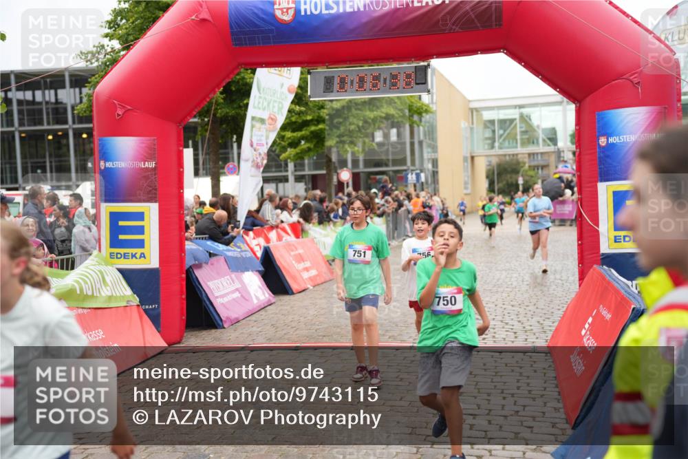 12.06.2026 - Holstenköstenlauf LAZAROV Photography http://msf.ph/oto/9743115 12.06.2026 16:51:37 Laufen 750, 751, 56, 146, 241, 243, 655, 742, 750, 751, 756 meine-sportfotos.de