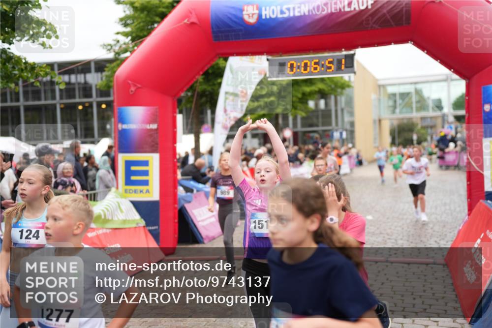 12.06.2026 - Holstenköstenlauf LAZAROV Photography http://msf.ph/oto/9743137 12.06.2026 16:51:49 Laufen 124, 1277, 989, 151, 0, 06, 5, 118, 124, 521, 657, 743, 757, 989, 1041, 1075, 1269, 1277, 1512 meine-sportfotos.de