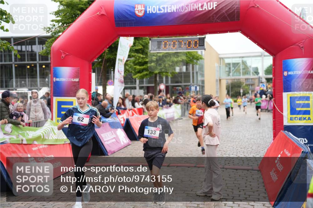 12.06.2026 - Holstenköstenlauf LAZAROV Photography http://msf.ph/oto/9743155 12.06.2026 16:51:59 Laufen 62, 133, 904, 22, 62, 133, 650, 741, 904, 906, 1150, 1423 meine-sportfotos.de
