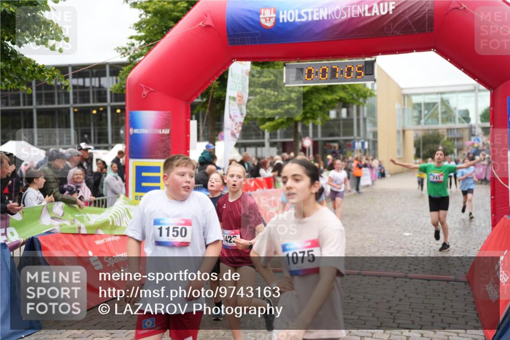 12.06.2026 - Holstenköstenlauf LAZAROV Photography http://msf.ph/oto/9743163 12.06.2026 16:52:04 Laufen 1150, 142, 10, 07, 05, 1075, 741, 22, 233, 518, 650, 652, 741, 906, 983, 992, 1150, 1423 meine-sportfotos.de