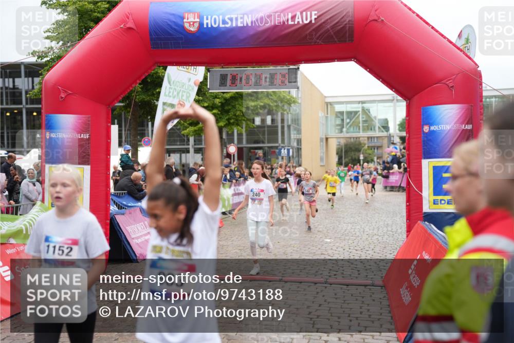 12.06.2026 - Holstenköstenlauf LAZAROV Photography http://msf.ph/oto/9743188 12.06.2026 16:52:17 Laufen 1152, 240, 983, 34, 142, 240, 513, 516, 656, 770, 915, 916, 1521 meine-sportfotos.de