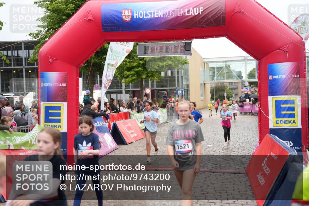 12.06.2026 - Holstenköstenlauf LAZAROV Photography http://msf.ph/oto/9743200 12.06.2026 16:52:24 Laufen 1521, 75, 55, 239, 513, 516, 656, 738, 770, 916, 1521 meine-sportfotos.de