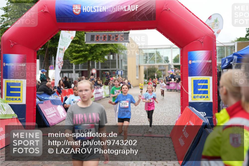 12.06.2026 - Holstenköstenlauf LAZAROV Photography http://msf.ph/oto/9743202 12.06.2026 16:52:25 Laufen 656, 1521, 738, 770, 55, 55, 239, 510, 513, 516, 656, 738, 770, 916, 1521 meine-sportfotos.de