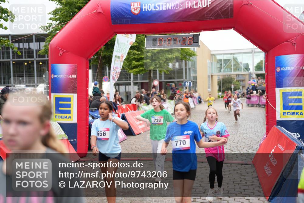 12.06.2026 - Holstenköstenlauf LAZAROV Photography http://msf.ph/oto/9743206 12.06.2026 16:52:26 Laufen 656, 738, 770, 75, 55, 239, 510, 656, 738, 739, 740, 770, 4276 meine-sportfotos.de