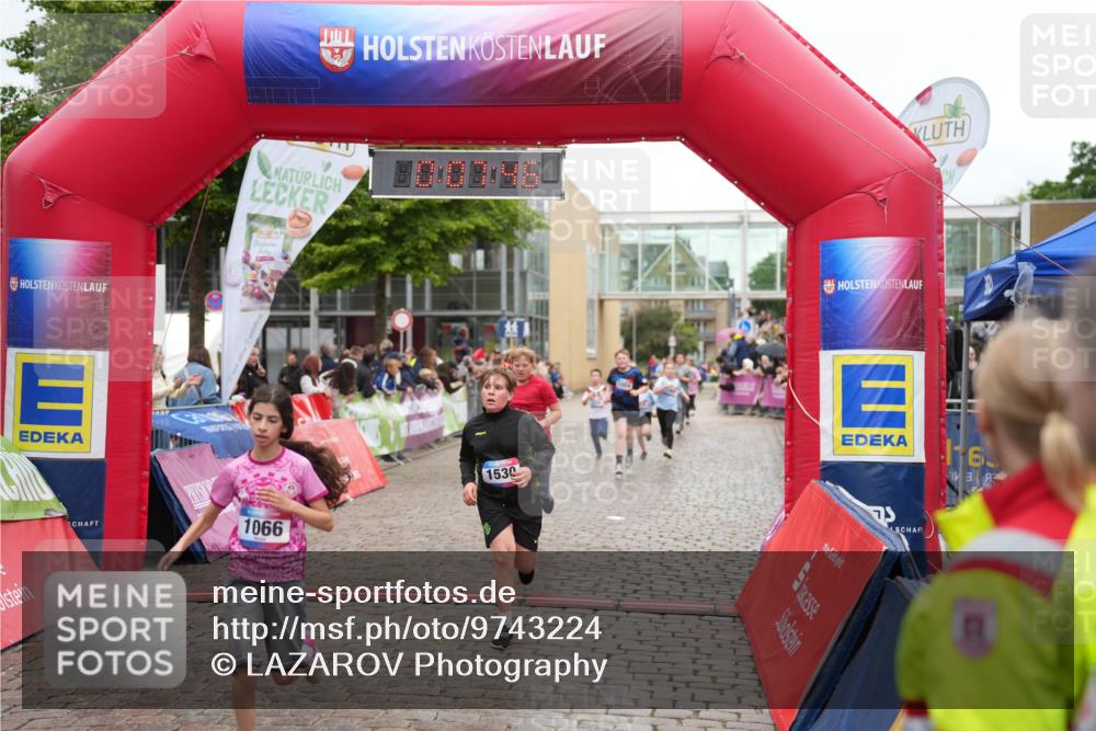 12.06.2026 - Holstenköstenlauf LAZAROV Photography http://msf.ph/oto/9743224 12.06.2026 16:52:45 Laufen 1066, 1530, 116, 3, 234, 1054, 1066, 1068, 1074, 1523, 1530 meine-sportfotos.de