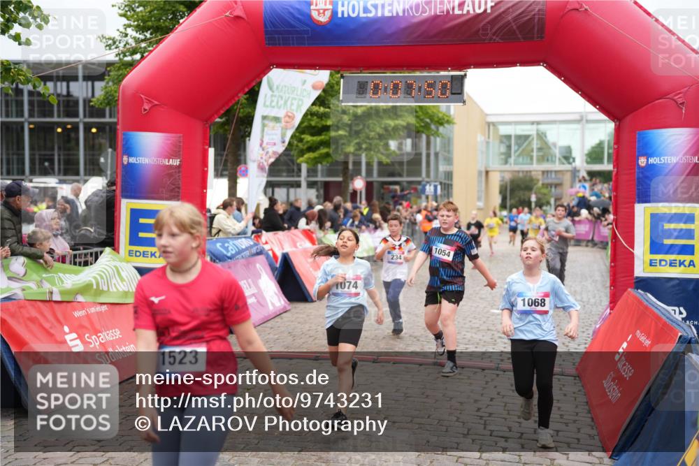 12.06.2026 - Holstenköstenlauf LAZAROV Photography http://msf.ph/oto/9743231 12.06.2026 16:52:49 Laufen 1523, 1074, 234, 1054, 1068, 234, 247, 912, 987, 1054, 1068, 1074, 1275, 1276, 1523 meine-sportfotos.de