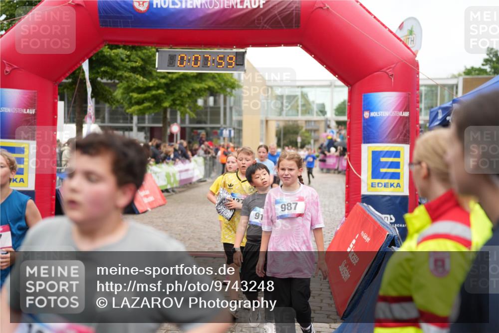12.06.2026 - Holstenköstenlauf LAZAROV Photography http://msf.ph/oto/9743248 12.06.2026 16:52:57 Laufen 10, 07, 59, 91, 987, 238, 247, 519, 649, 912, 987, 1276, 1482 meine-sportfotos.de