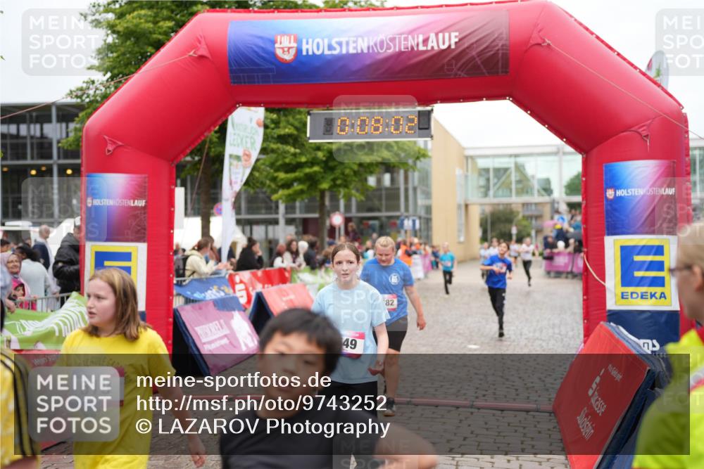 12.06.2026 - Holstenköstenlauf LAZAROV Photography http://msf.ph/oto/9743252 12.06.2026 16:53:01 Laufen 10, 08, 02, 519, 49, 82, 235, 238, 649, 1062, 1271, 1482 meine-sportfotos.de