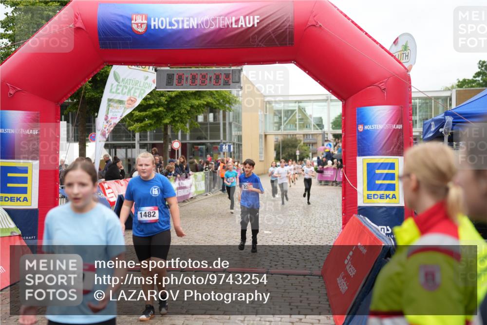 12.06.2026 - Holstenköstenlauf LAZAROV Photography http://msf.ph/oto/9743254 12.06.2026 16:53:03 Laufen 649, 1482, 235, 23, 235, 238, 1062, 1271, 1482 meine-sportfotos.de
