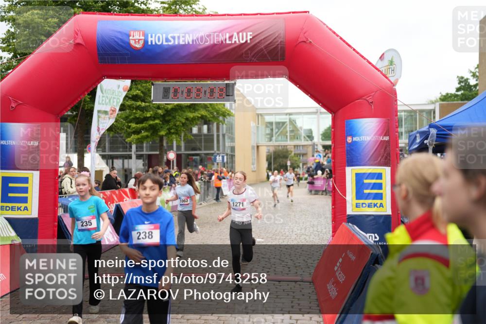 12.06.2026 - Holstenköstenlauf LAZAROV Photography http://msf.ph/oto/9743258 12.06.2026 16:53:06 Laufen 235, 238, 1062, 1271, 235, 238, 1062, 1151, 1271, 1279 meine-sportfotos.de