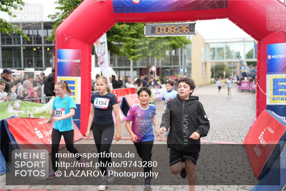 12.06.2026 - Holstenköstenlauf LAZAROV Photography http://msf.ph/oto/9743280 12.06.2026 16:53:25 Laufen 231, 1154, 10, 08, 28, 231, 663, 1049, 1154 meine-sportfotos.de