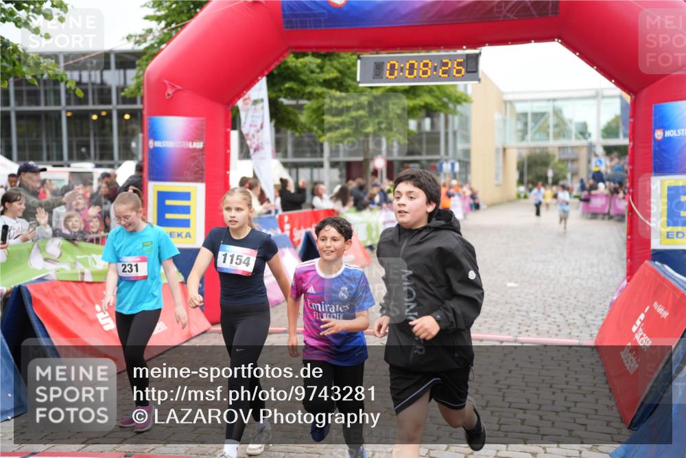 12.06.2026 - Holstenköstenlauf LAZAROV Photography http://msf.ph/oto/9743281 12.06.2026 16:53:25 Laufen 0, 08, 28, 1154, 231, 231, 663, 1049, 1154 meine-sportfotos.de