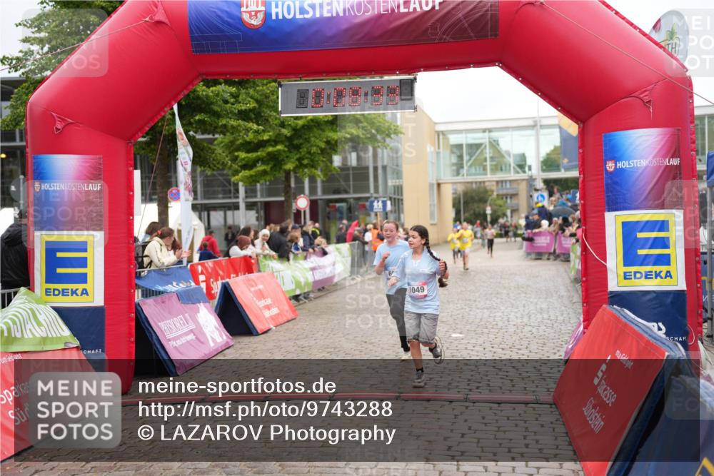 12.06.2026 - Holstenköstenlauf LAZAROV Photography http://msf.ph/oto/9743288 12.06.2026 16:53:32 Laufen 1049, 514, 517, 654, 1049 meine-sportfotos.de