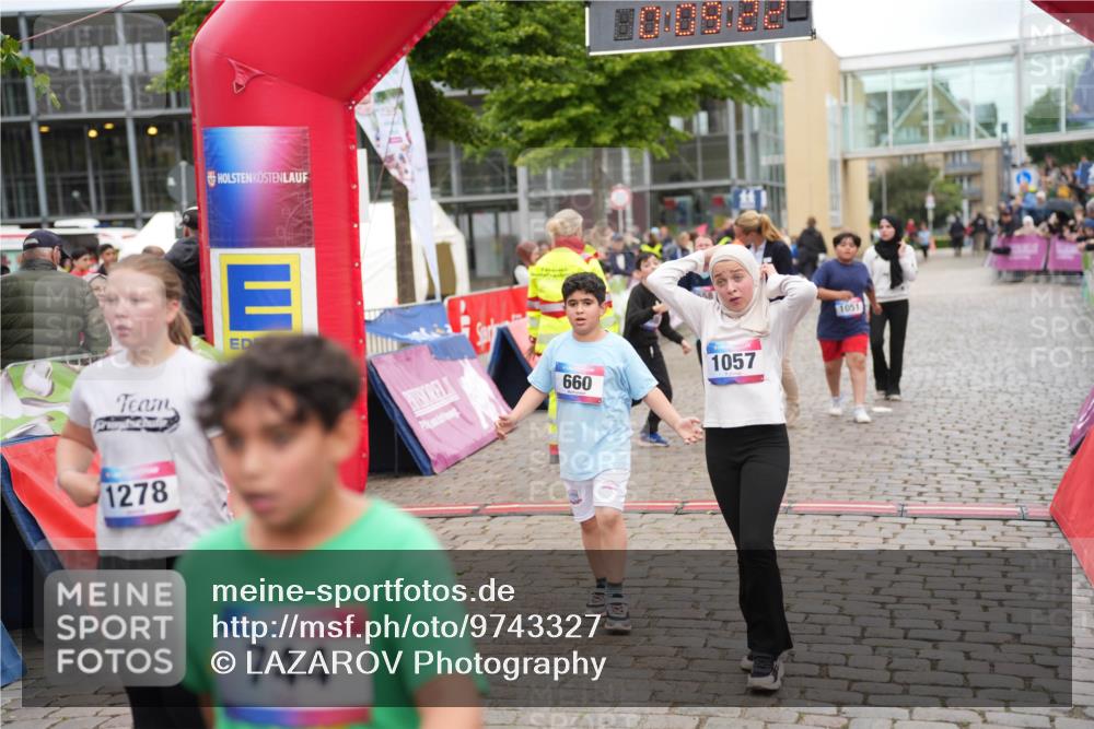 12.06.2026 - Holstenköstenlauf LAZAROV Photography http://msf.ph/oto/9743327 12.06.2026 16:54:21 Laufen 1278, 744, 660, 1057, 1051, 660, 986, 1051, 1057 meine-sportfotos.de