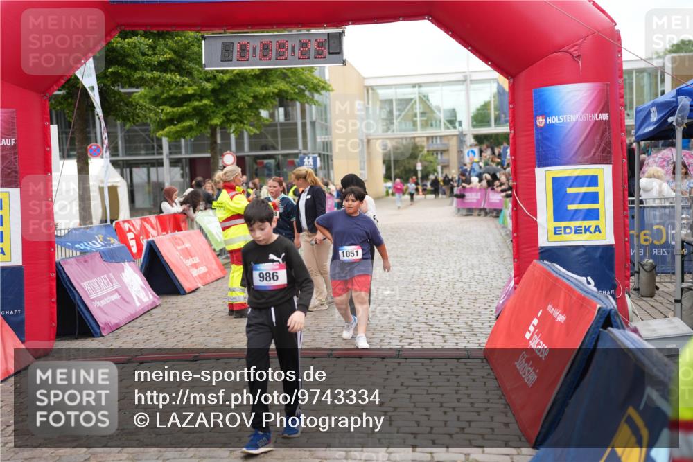 12.06.2026 - Holstenköstenlauf LAZAROV Photography http://msf.ph/oto/9743334 12.06.2026 16:54:24 Laufen 986, 300, 1051, 60, 986, 1051 meine-sportfotos.de