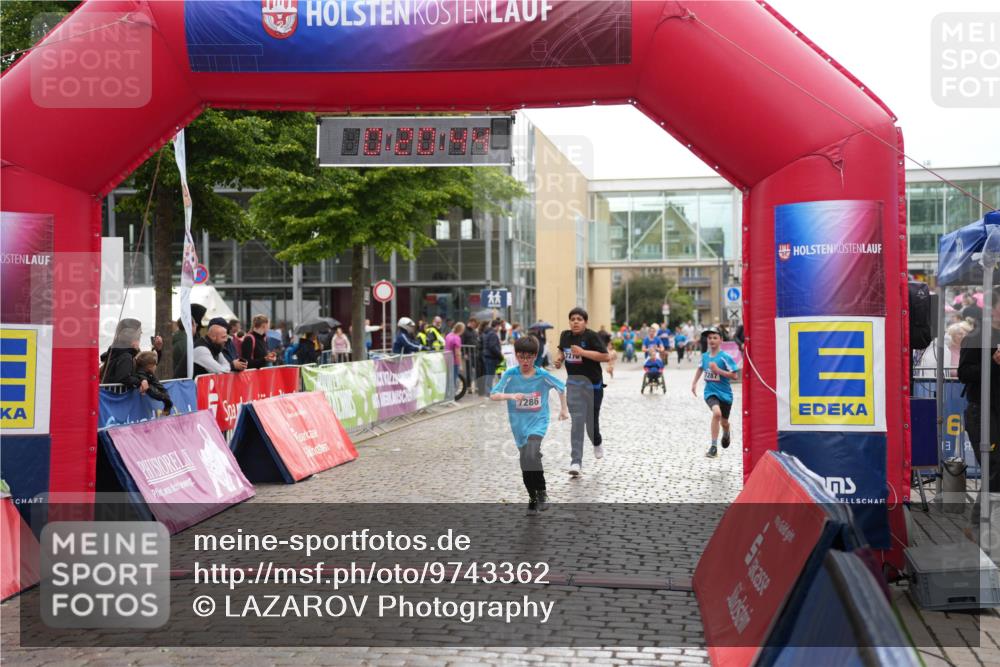 12.06.2026 - Holstenköstenlauf LAZAROV Photography http://msf.ph/oto/9743362 12.06.2026 17:05:43 Laufen 286, 727, 7287, 13 meine-sportfotos.de