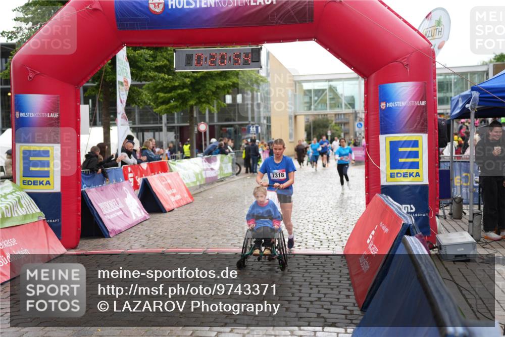 12.06.2026 - Holstenköstenlauf LAZAROV Photography http://msf.ph/oto/9743371 12.06.2026 17:05:52 Laufen 7318 meine-sportfotos.de
