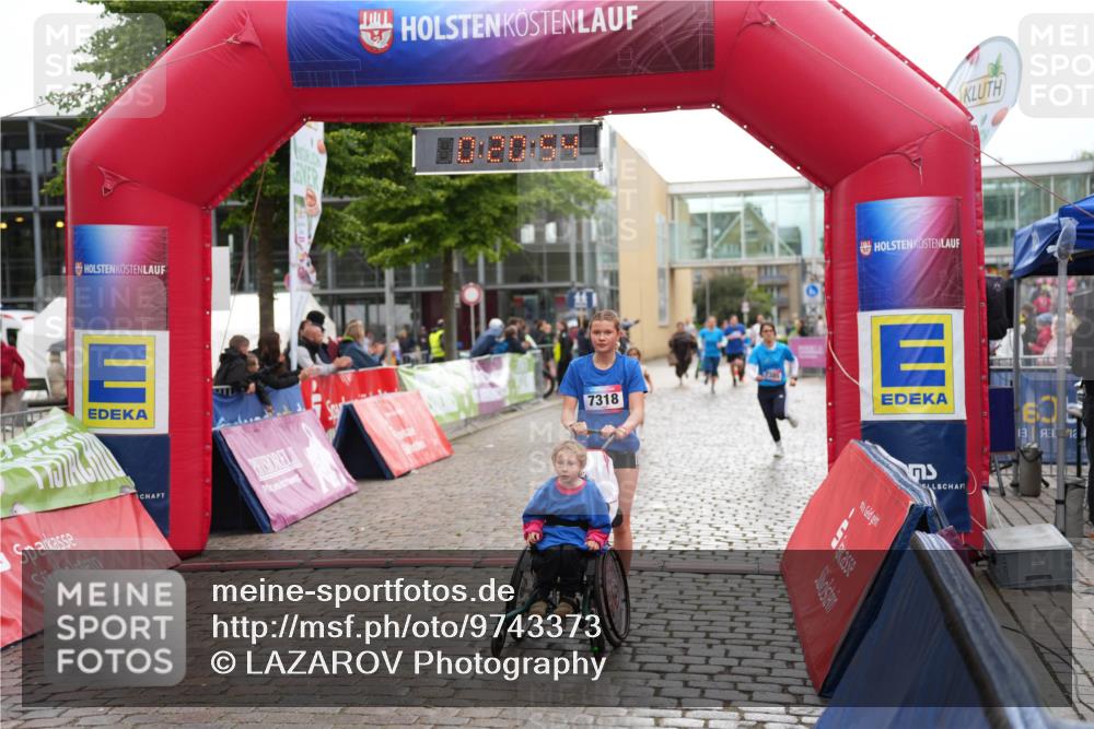 12.06.2026 - Holstenköstenlauf LAZAROV Photography http://msf.ph/oto/9743373 12.06.2026 17:05:53 Laufen 10, 20, 59, 7318, 13 meine-sportfotos.de