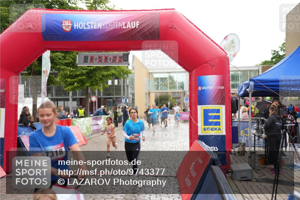 12.06.2026 - Holstenköstenlauf LAZAROV Photography http://msf.ph/oto/9743377 12.06.2026 17:05:55 Laufen 7318, 385, 13 meine-sportfotos.de