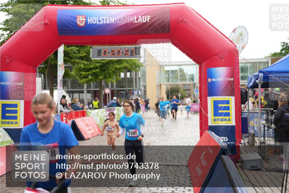 12.06.2026 - Holstenköstenlauf LAZAROV Photography http://msf.ph/oto/9743378 12.06.2026 17:05:56 Laufen 7318, 345, 7385 meine-sportfotos.de
