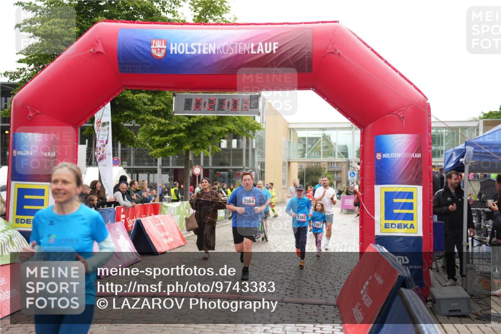 12.06.2026 - Holstenköstenlauf LAZAROV Photography http://msf.ph/oto/9743383 12.06.2026 17:06:01 Laufen 7304, 7383, 7381 meine-sportfotos.de