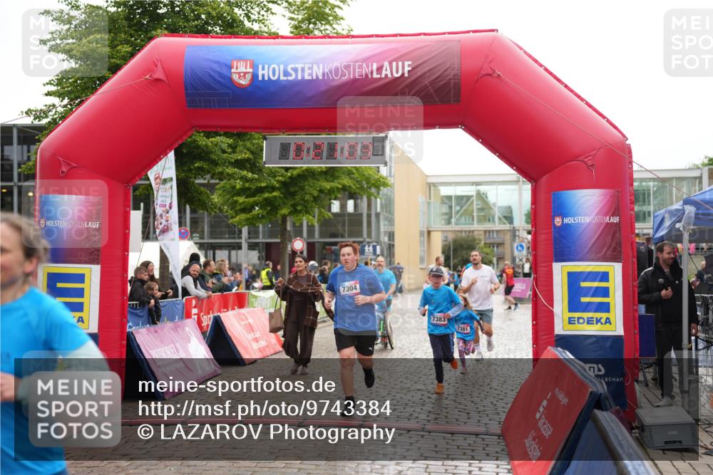12.06.2026 - Holstenköstenlauf LAZAROV Photography http://msf.ph/oto/9743384 12.06.2026 17:06:02 Laufen 7304, 7383, 7381 meine-sportfotos.de