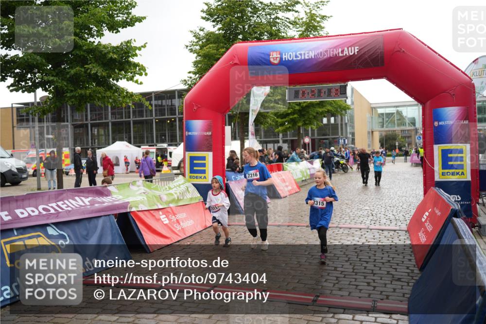 12.06.2026 - Holstenköstenlauf LAZAROV Photography http://msf.ph/oto/9743404 12.06.2026 17:06:17 Laufen 7316, 7511, 7315 meine-sportfotos.de