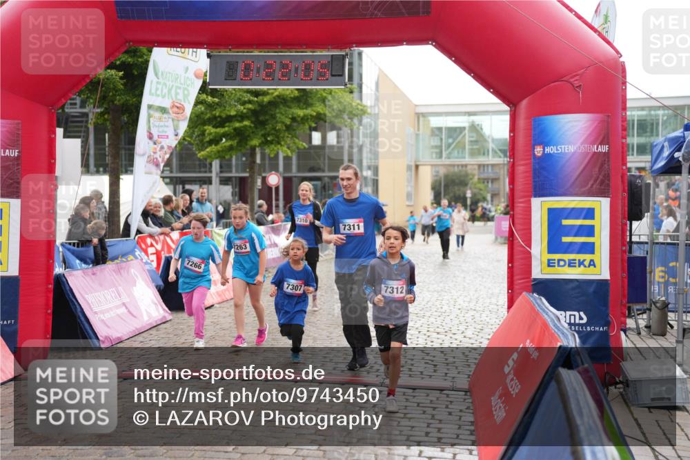 12.06.2026 - Holstenköstenlauf LAZAROV Photography http://msf.ph/oto/9743450 12.06.2026 17:07:04 Laufen 7266, 7263, 7310, 7307, 7311, 7312, 13 meine-sportfotos.de