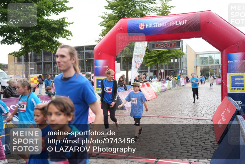 12.06.2026 - Holstenköstenlauf LAZAROV Photography http://msf.ph/oto/9743456 12.06.2026 17:07:08 Laufen 263, 730, 7310, 10, 22, 09, 7303, 7281 meine-sportfotos.de