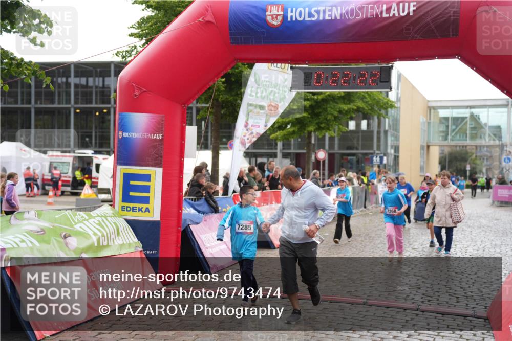 12.06.2026 - Holstenköstenlauf LAZAROV Photography http://msf.ph/oto/9743474 12.06.2026 17:07:20 Laufen 7285, 7268 meine-sportfotos.de