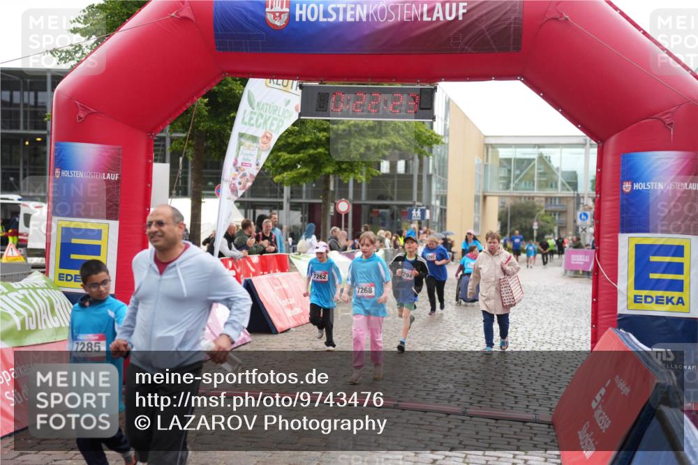 12.06.2026 - Holstenköstenlauf LAZAROV Photography http://msf.ph/oto/9743476 12.06.2026 17:07:22 Laufen 8, 28, 88, 7285, 7262, 7268, 1294 meine-sportfotos.de