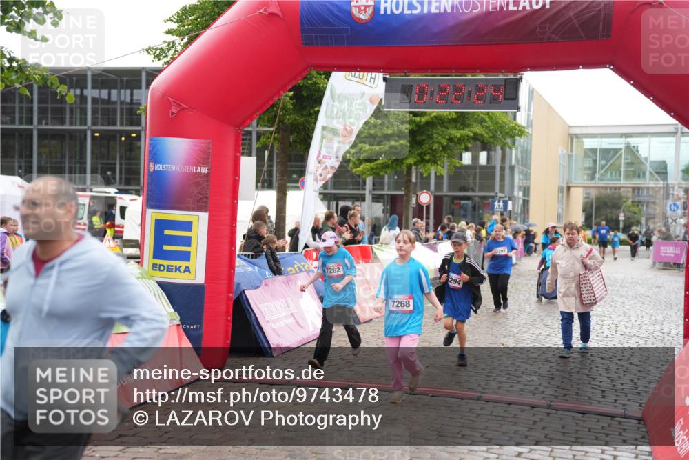 12.06.2026 - Holstenköstenlauf LAZAROV Photography http://msf.ph/oto/9743478 12.06.2026 17:07:22 Laufen 7262, 7268, 294, 297 meine-sportfotos.de