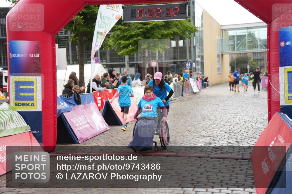 12.06.2026 - Holstenköstenlauf LAZAROV Photography http://msf.ph/oto/9743486 12.06.2026 17:07:30 Laufen 7384 meine-sportfotos.de