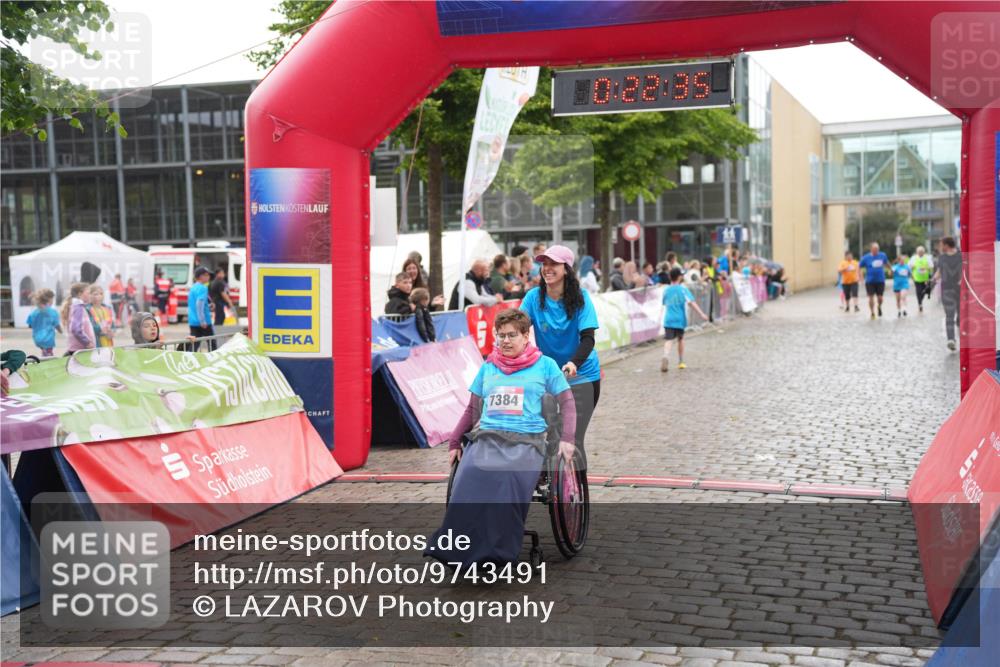 12.06.2026 - Holstenköstenlauf LAZAROV Photography http://msf.ph/oto/9743491 12.06.2026 17:07:33 Laufen 7384, 0, 28, 39 meine-sportfotos.de