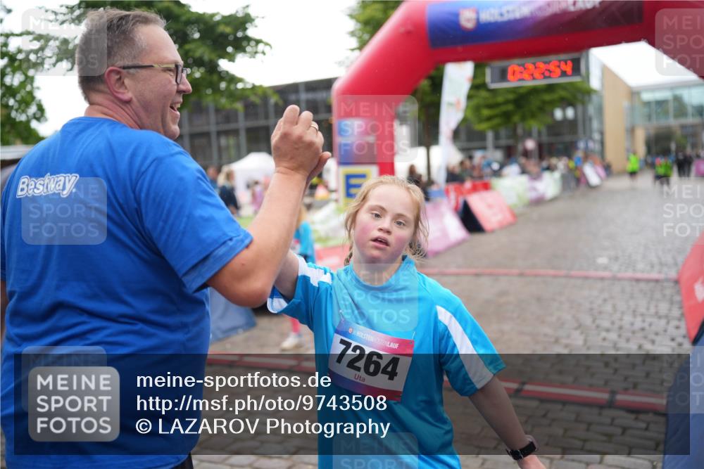 12.06.2026 - Holstenköstenlauf LAZAROV Photography http://msf.ph/oto/9743508 12.06.2026 17:07:53 Laufen 36, 7264, 0, 28, 54 meine-sportfotos.de